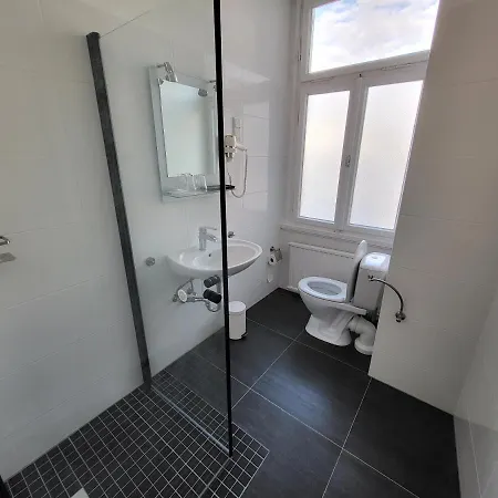 Bergischer Hof - Bergischer Hofgarten Guest house