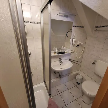 Affittacamere Bergischer Hof - Bergischer Hofgarten 3*