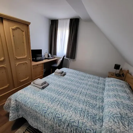 Bergischer Hof - Bergischer Hofgarten Guest house Windeck