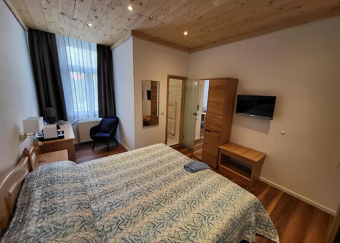 Gasthof Bergischer Hof - Bergischer Hofgarten 3*